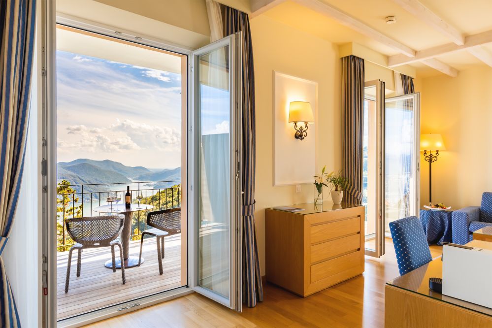 Kurhaus Cademario Hotel & Spa - Panorama Junior Suite with Lake View